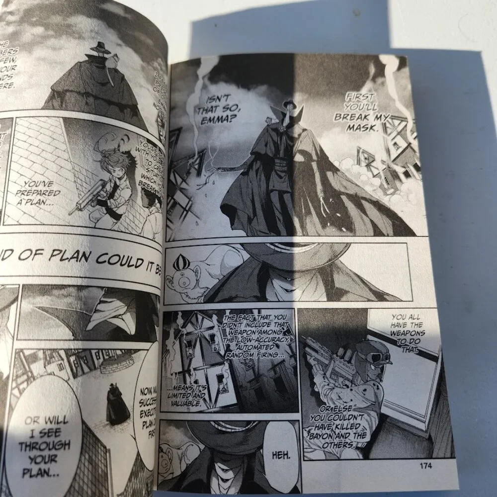 The Promised Neverland 10 Volume 10 Kaiu Shirai Graphic Novel Book Comics Comic